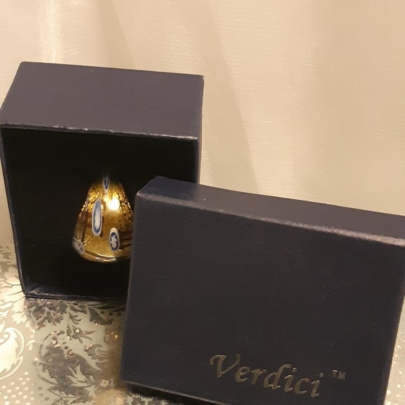 Vtg style glass blown ring| NEW in box| Ve… - Picture 4 of 7